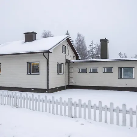 Cozy Winter House 로바니에미